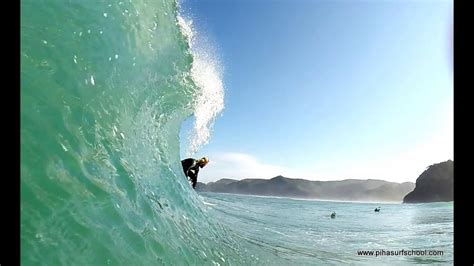 Surfing in New Zealand Piha Bar - YouTube