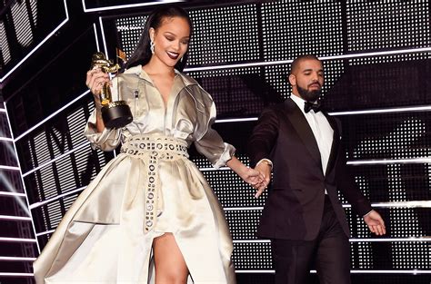 Rihanna Drake Holding Hands