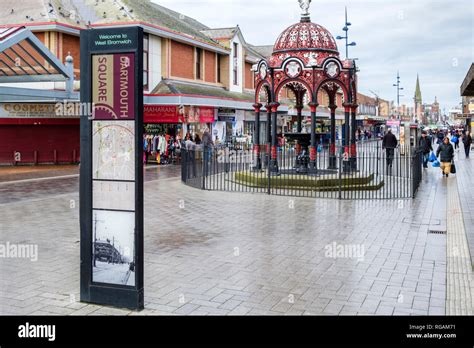 Dartmouth Square and the Elizabeth Farley memorial fountain, High ...