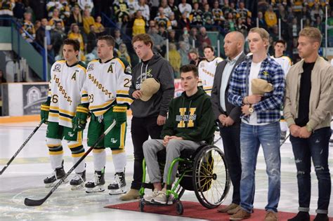 All of Canada mourned the victims of deadly Humboldt Broncos crash ...