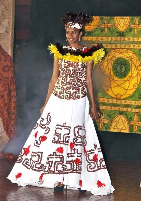 A stunning Papua New Guinea dress with traditional designs. #PapuaNewGuinea | Latest african ...