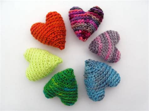 25+ free & easy crochet heart patterns