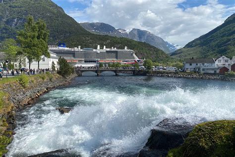 Hellesylt Cruise Port | Gateway to Geirangerfjord