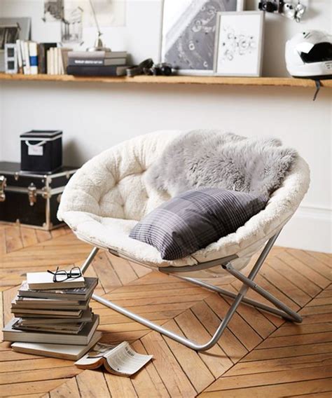 9 Dorm Room Decoration Ideas - DuJour | Comfy chairs, Dorm room decor, Dorm chairs