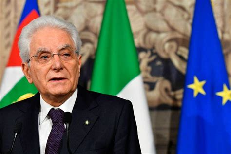 Covid, positivo lo chef del Presidente Mattarella: sanificato il Quirinale