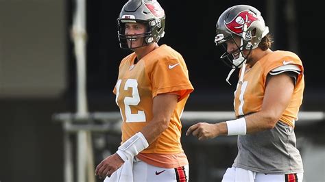 Tom Brady throwing in Phase 2 of Bucs’ offseason workout program