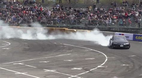 Tesla Model S Drifting Shows Wild Side Of Electric Cars (Video)