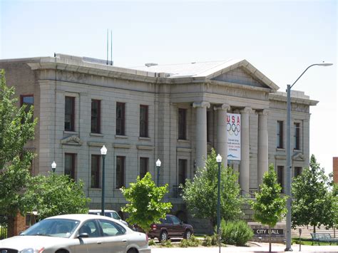 File:Colorado Springs, Colorado city hall.jpg - Wikimedia Commons