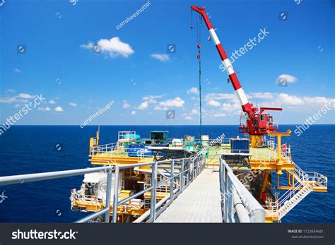 Offshore Construction Platform Production Oil Gas Stock Photo ...