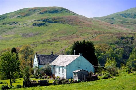 scottish farmhouse | Old farm houses, British homes, Small house