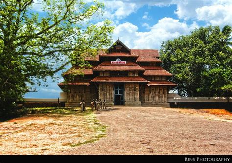 Vadakkumnathan temple, Thrissur, Kerala | Incredible india, Temple, House styles