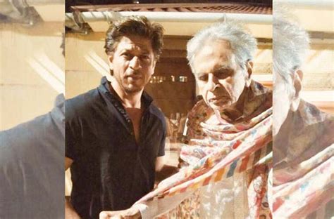 Shah Rukh Khan visits veteran actor Dilip Kumar