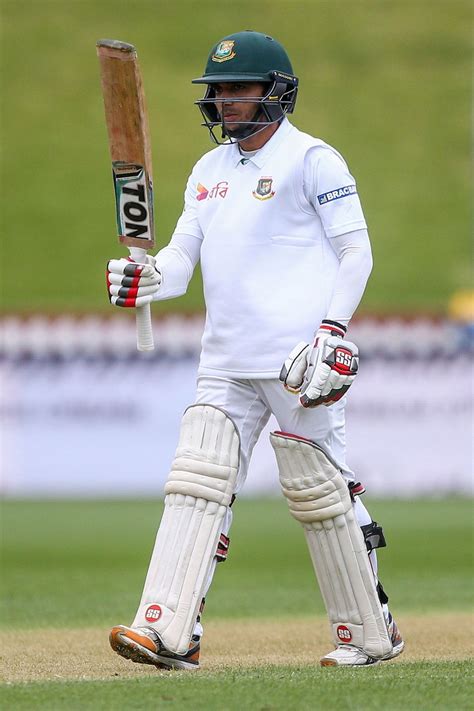 Mominul Haque celebrates his half-century | ESPNcricinfo.com