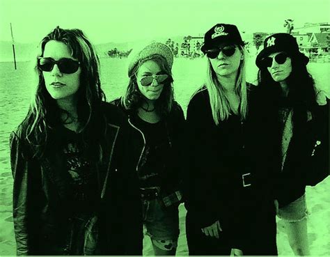 L7 Announce Bricks Are Heavy 30th Anniversary Tour - SPIN