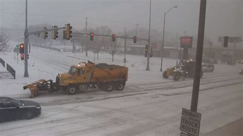 Sioux Falls weather: Watch blizzard conditions, snow live downtown