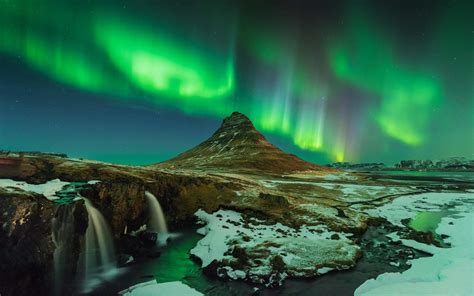 🔥 Northern Lights, Reykjavik, Iceland : NatureIsFuckingLit