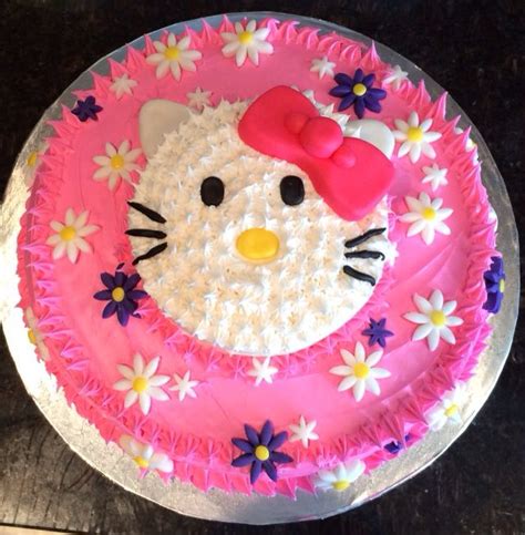 Hello Kitty strawberry cake | Cake, Desserts, Strawberry cake