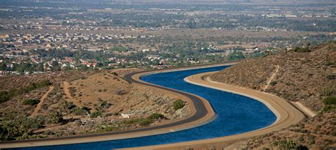 View Of The California Aqueduct. Shot 4/17/2007. *FOR EDITORIAL USE ...