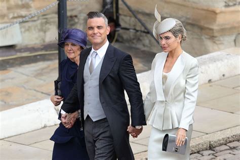 Robbie Williams, Ayda Field And Gwen Field | Robbie williams, Royal ...