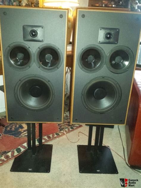 Polk Audio Monitor 10 Series 2 Speakers Photo #2093789 - Canuck Audio Mart