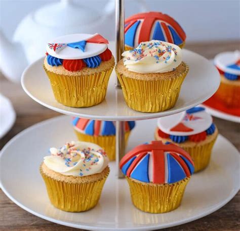 3 incredible British themed cupcake design ideas for your street party | Express.co.uk