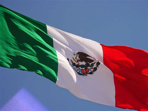 Mexican Flag Wallpaper / 47+ Cool Mexican Flag Wallpaper on WallpaperSafari / Pngtree provides ...