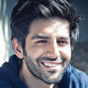 Kartik Aaryan - Age, Family, Bio | Famous Birthdays