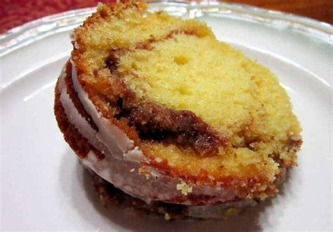 Honey Bun Cake - Country at Heart Recipes