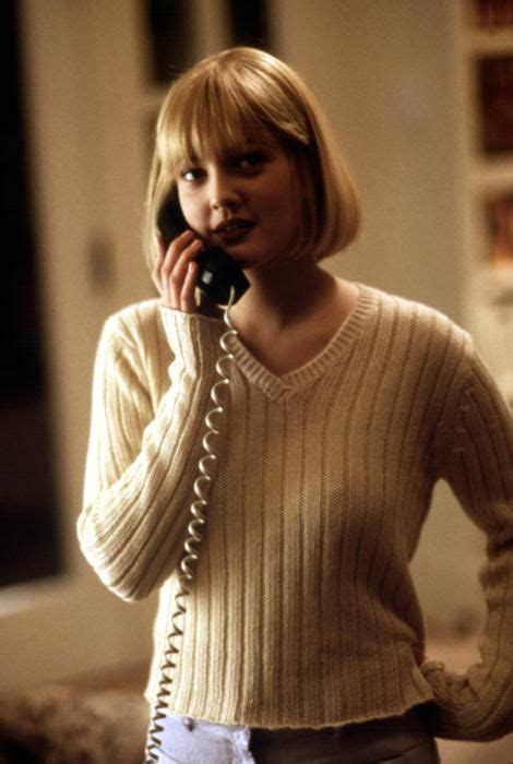 Scream (dir. Wes Craven, 1996) | Scream outfits, Horror movie costumes, Halloween film