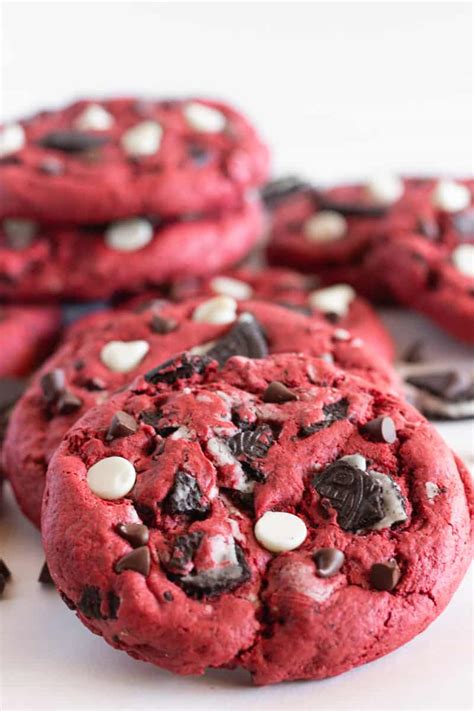 Easy Red Velvet Oreo Cookies - Practically Homemade