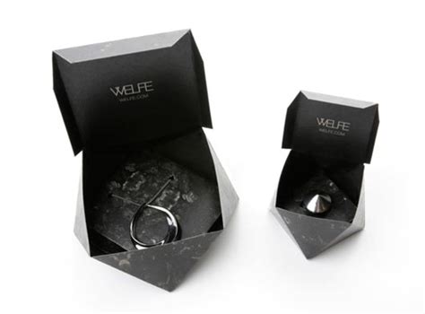 40 Fabulous Jewelry Packaging Designs - Jayce-o-Yesta