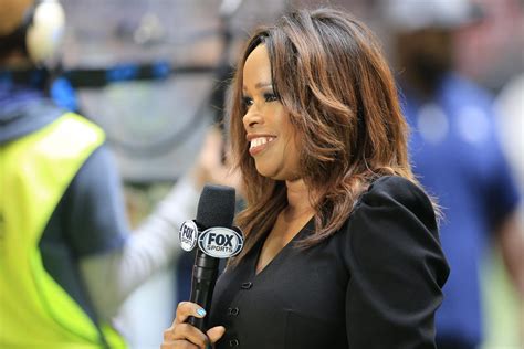 Pam Oliver opens up on 25 years as Fox's sideline reporter