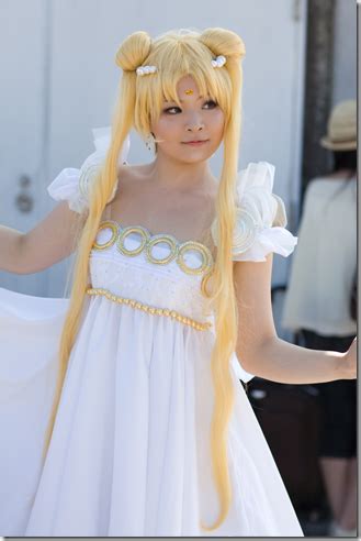 Cosplay Holic: Sailor Moon: Princess Serenity 03