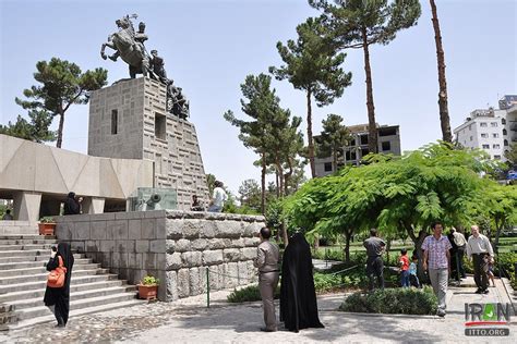 Tomb of Nader Shah Photo Gallery - Iran Travel and Tourism