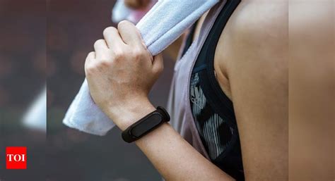 GPS Smartwatch: Advanced Smartwatches With GPS To Track Your Runs ...