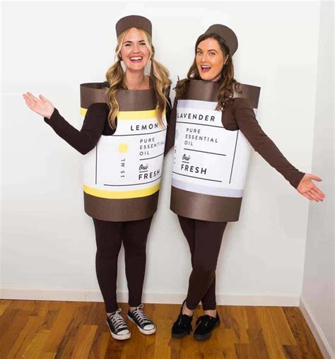 65 Best Friend Halloween Costumes For Duos, Pairs and Groups