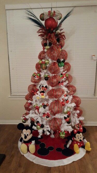 Mickey mouse Christmas tree Mickey Mouse Christmas Tree, Disney ...