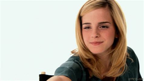 Sweet Emma Watson GIFs That Are Super Cute (29 gifs) - Izismile.com