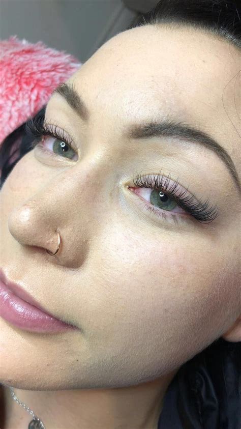 Classic cat eye A.SIAHBEAUTY #beauty #lashextensions #toronto #fashion #lashtips… | Natural ...