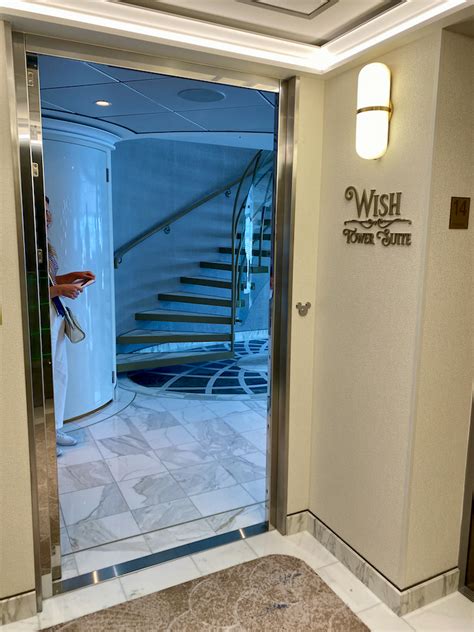 Disney Wish Tower Suite Photo & Video Tour (Funnel Suite) - Mousesteps