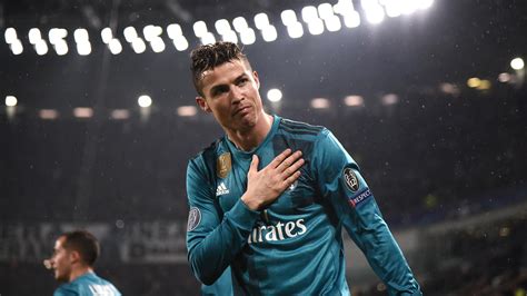 GALLERY - 3 aprile 2018: la rovesciata di Cristiano Ronaldo alla ...