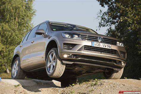 2015 Volkswagen Touareg Facelift Review - GTspirit