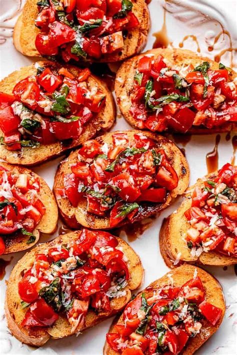 Easy Garlic Bread Bruschetta | Best bruschetta recipe, Bruschetta recipe, Recipes