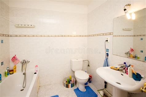 Messy Bathroom Royalty Free Stock Photos - Image: 36362298