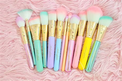Macaron Glam Brush Set💕 | Unicorn makeup brushes set, Unicorn makeup brushes, Makeup brush set ...