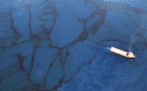 Six Judges Quit Oil Spill Lawsuits Due To Conflicts Of Interest | HuffPost Impact