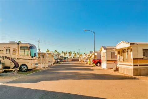 RV park in Yuma, AZ: Garden Oasis Adult RV Park 84570