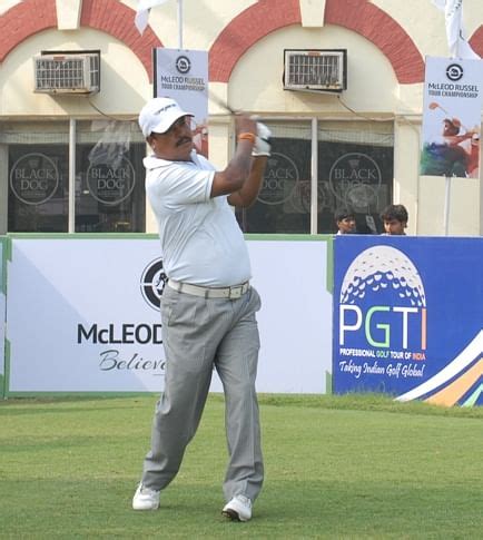 McLeod Russel Tour Championship 2013: Sanjay Kumar grabs the halfway lead with a 68