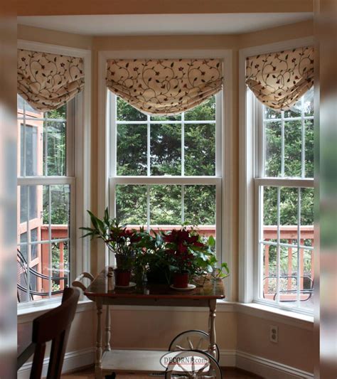 30+ Bay Window Covering Ideas – HomeDecorish