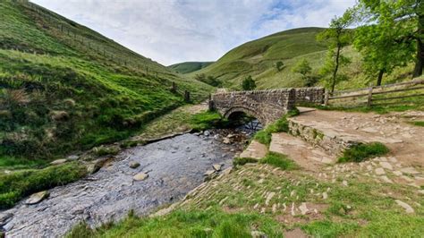 Kinder Scout Walks (via Jacob’s Ladder) From Edale | 8, 9 + 10-Mile Routes – Peak District Walks